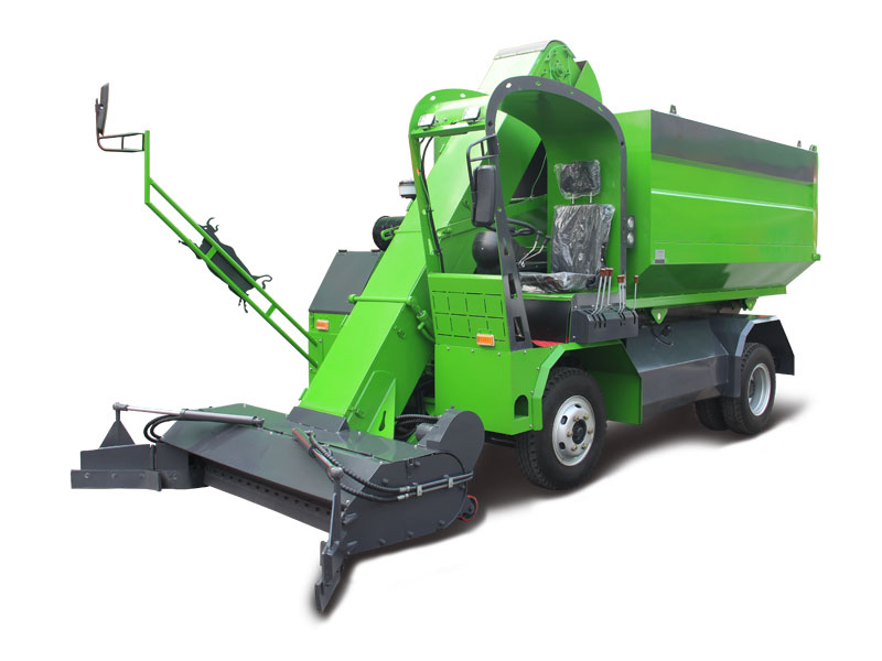 自走式清粪车四驱